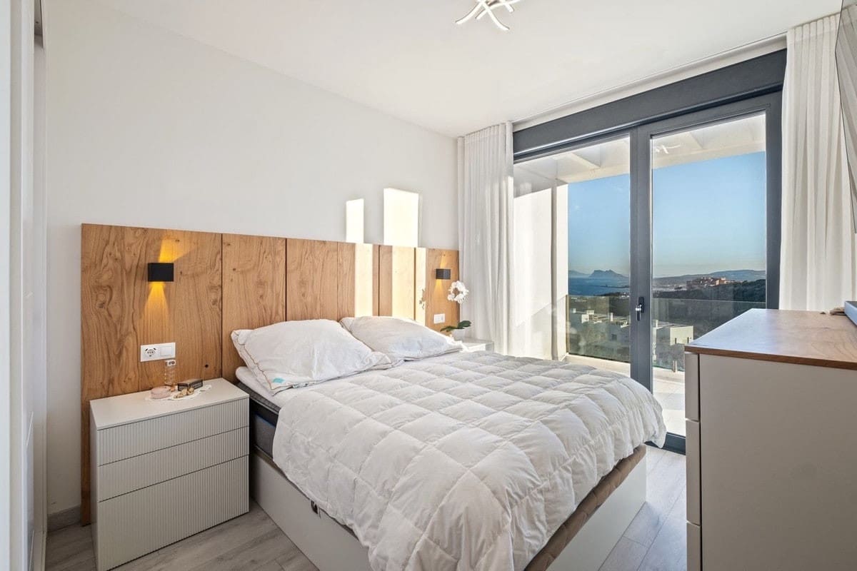 3 sovrum Hus till salu i Manilva med pool garage - 689 000 € (Ref: 10033091)