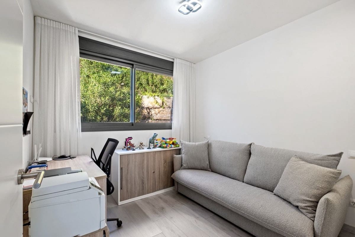 3 sovrum Hus till salu i Manilva med pool garage - 689 000 € (Ref: 10033091)
