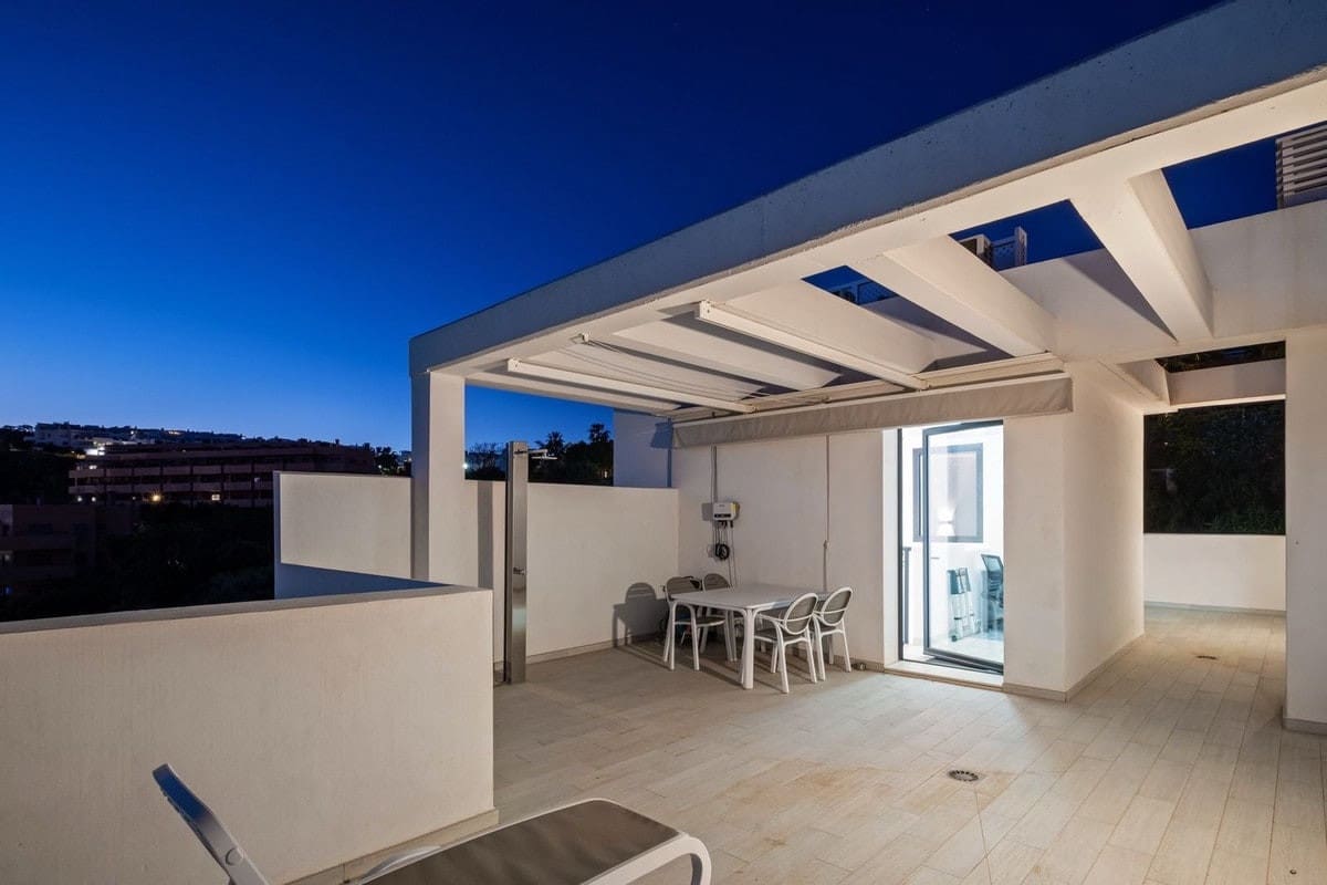 3 sovrum Hus till salu i Manilva med pool garage - 689 000 € (Ref: 10033091)
