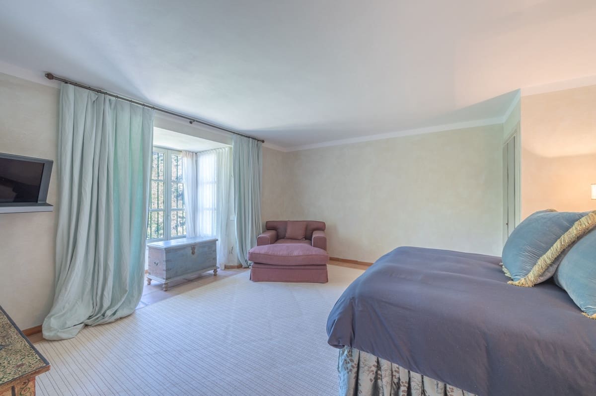 10 camera da letto Villa in vendita in El Velerin con piscina - 7.500.000 € (Rif: 10034327)