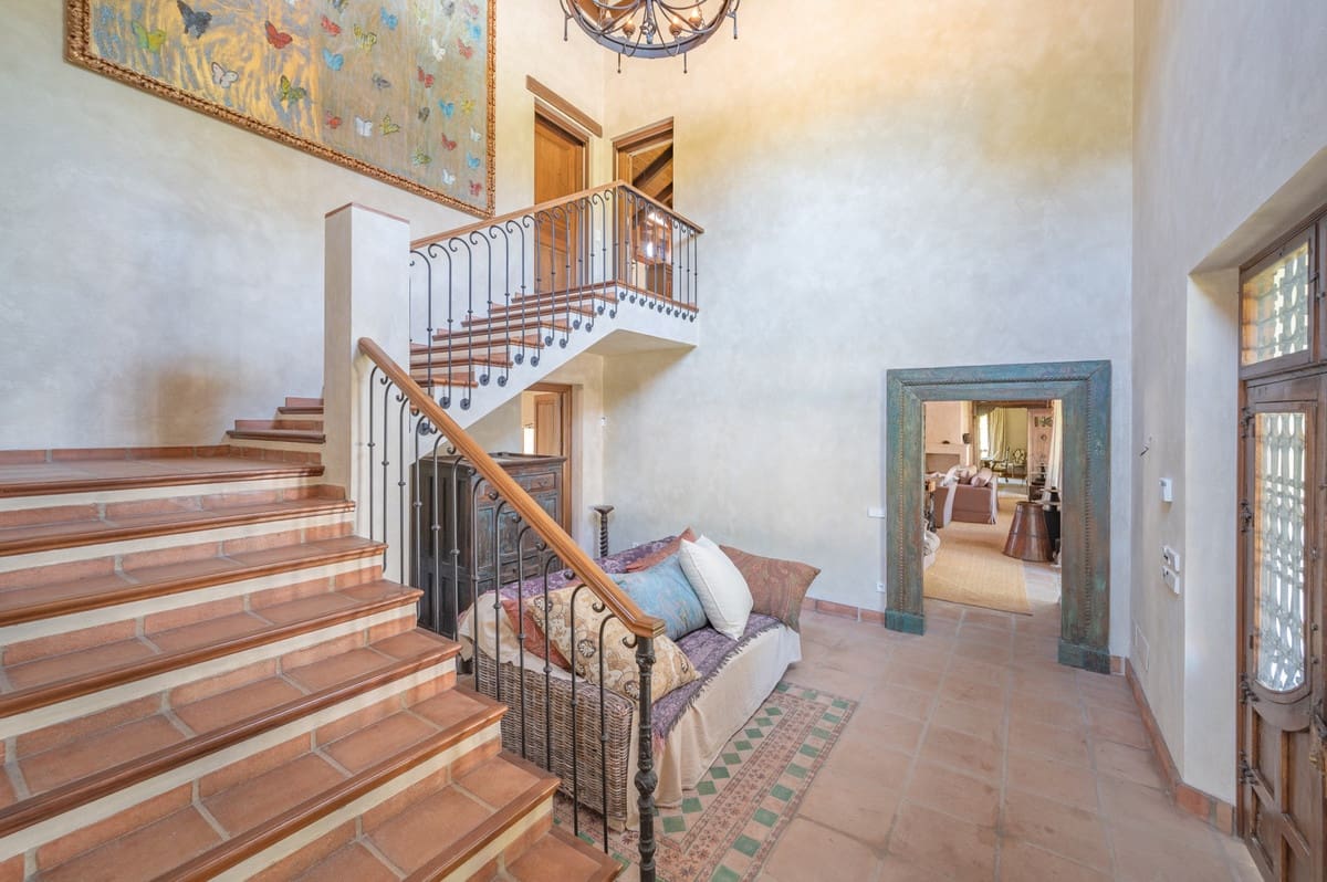 10 camera da letto Villa in vendita in El Velerin con piscina - 7.500.000 € (Rif: 10034327)
