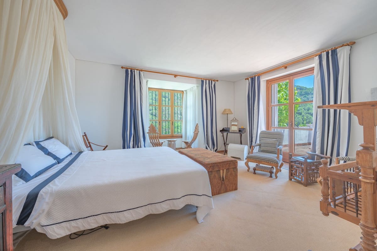 10 camera da letto Villa in vendita in El Velerin con piscina - 7.500.000 € (Rif: 10034327)