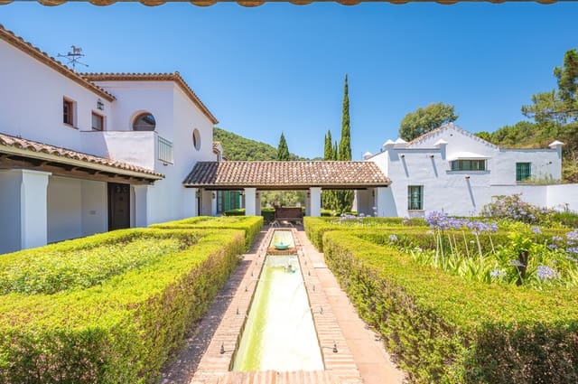 10 camera da letto Villa in vendita in El Velerín, Estepona con piscina - 7.500.000 € (Rif: 10034327)