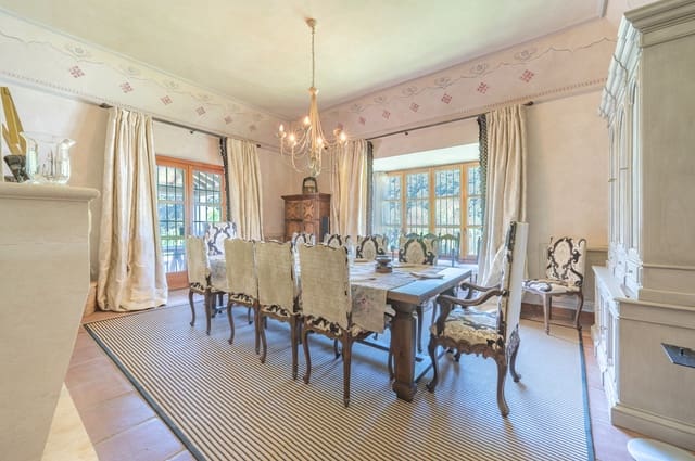 10 camera da letto Villa in vendita in El Velerín, Estepona con piscina - 7.500.000 € (Rif: 10034327)