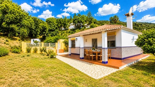 3 slaapkamer Villa te koop in Estepona met zwembad garage - € 475.000 (Ref: 10034328)