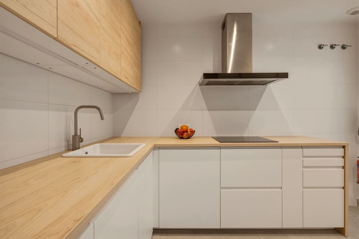 3 soverom Leilighet til salgs i Estepona med svømmebasseng garasje - € 559 000 (Ref: 10034402)