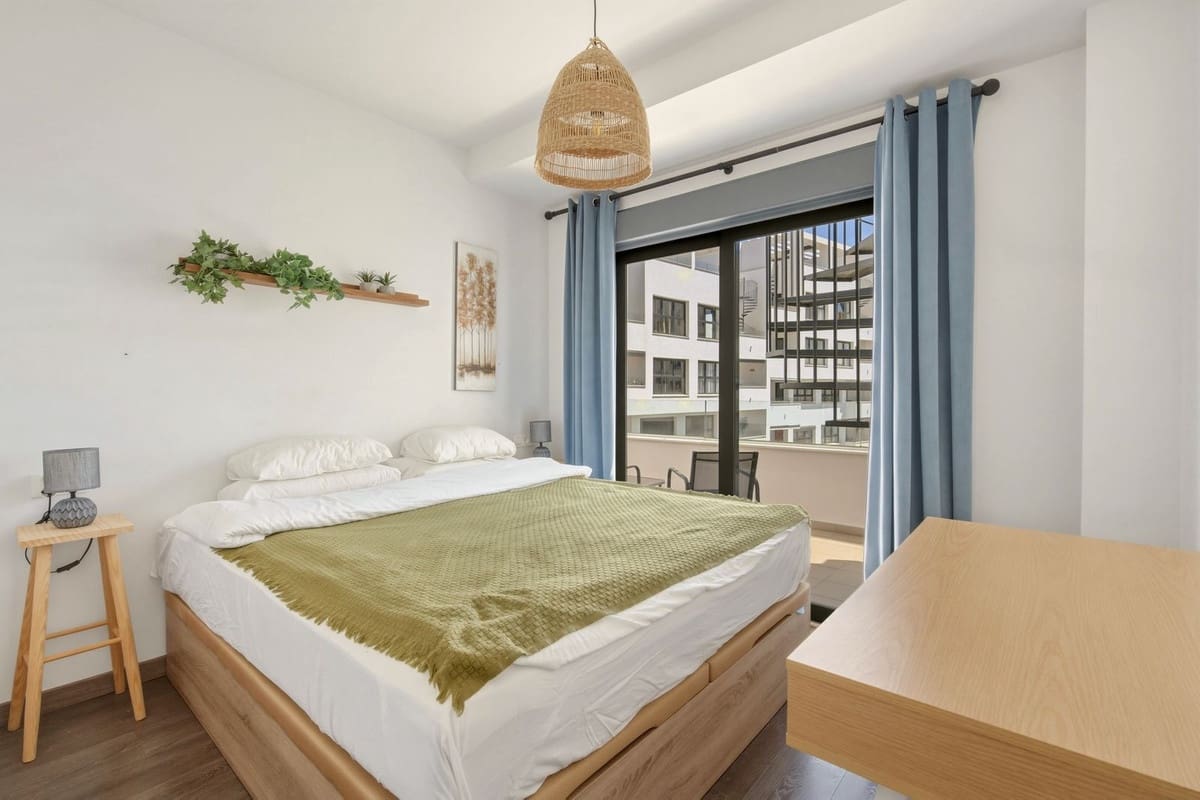 3 soverom Leilighet til salgs i Estepona med svømmebasseng garasje - € 559 000 (Ref: 10034402)