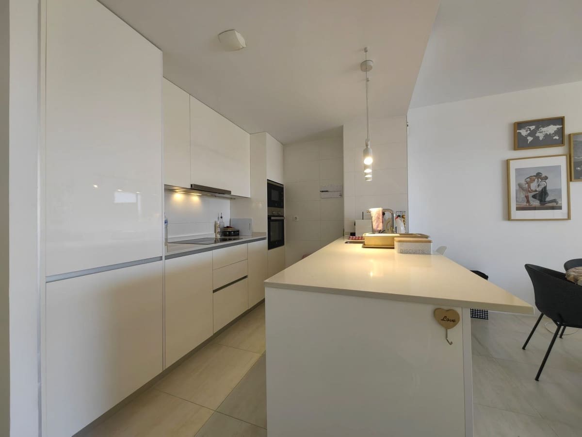 3 soveværelse Lejlighed til salg i Estepona med swimmingpool garage - € 485.000 (Ref: 10034404)