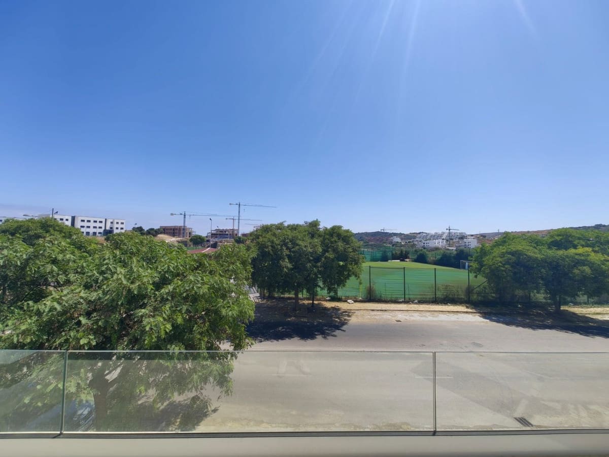 3 soveværelse Lejlighed til salg i Estepona med swimmingpool garage - € 485.000 (Ref: 10034404)