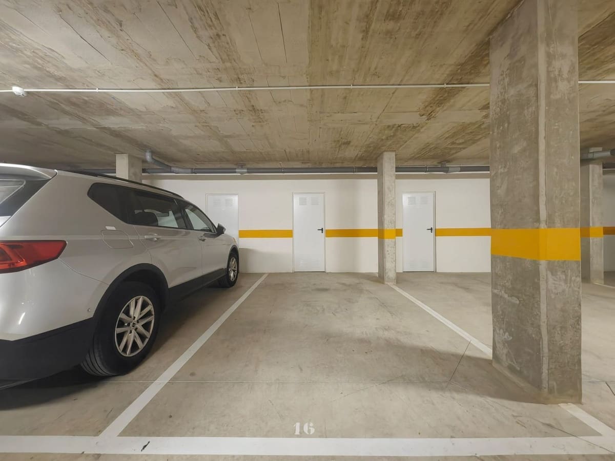 3 soveværelse Lejlighed til salg i Estepona med swimmingpool garage - € 485.000 (Ref: 10034404)