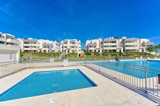 3 bedroom Apartment for sale in Estepona with pool garage - € 479,000 (Ref: 10034405)