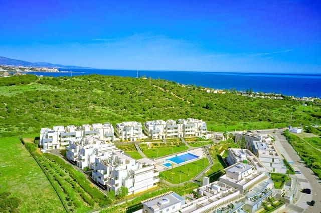 3 bedroom Apartment for sale in Estepona with pool garage - € 479,000 (Ref: 10034405)