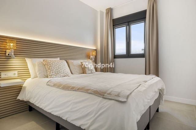 2 Zimmer Apartment zu verkaufen in Estepona mit Garage - 475.000 € (Ref: 10034406)