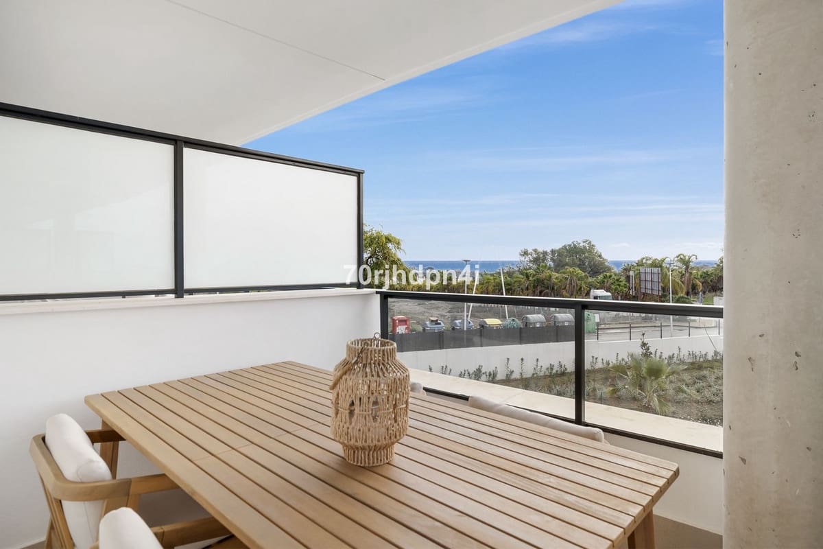 2 Zimmer Apartment zu verkaufen in Estepona mit Garage - 475.000 € (Ref: 10034406)