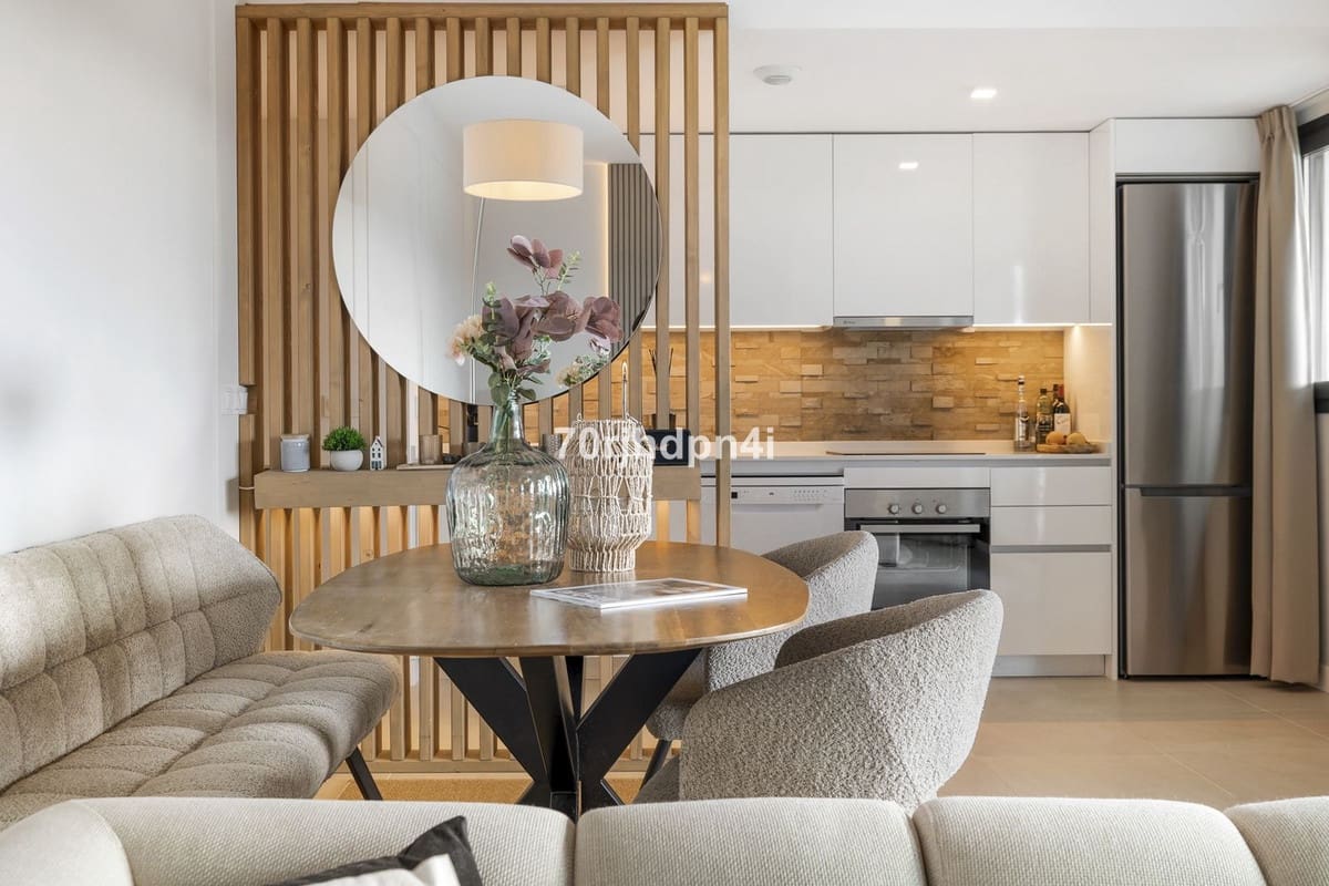 2 Zimmer Apartment zu verkaufen in Estepona mit Garage - 475.000 € (Ref: 10034406)