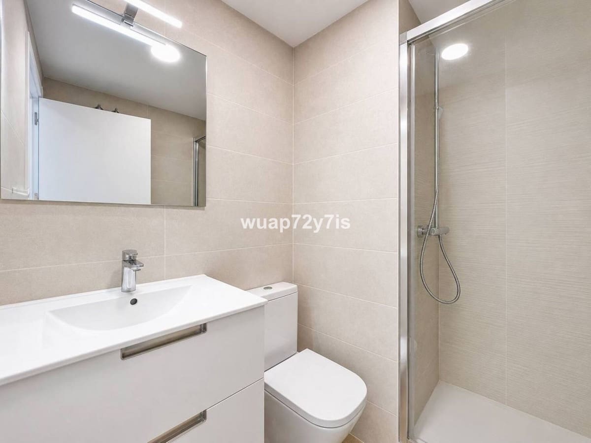 2 Zimmer Apartment zu verkaufen in Estepona mit Pool - 459.000 € (Ref: 10034407)