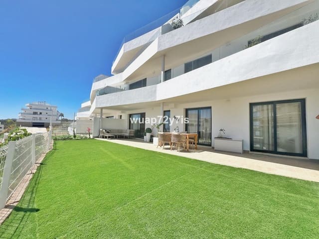 2 Zimmer Apartment zu verkaufen in Estepona mit Pool - 459.000 € (Ref: 10034407)