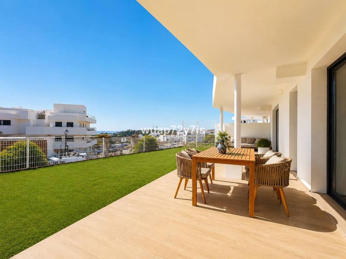 2 Zimmer Apartment zu verkaufen in Estepona mit Pool - 459.000 € (Ref: 10034407)