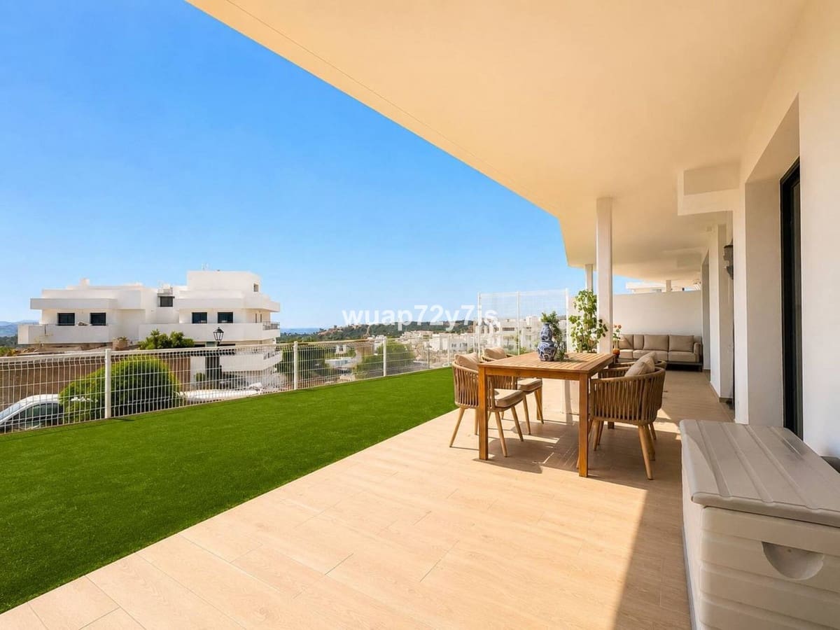2 Zimmer Apartment zu verkaufen in Estepona mit Pool - 459.000 € (Ref: 10034407)