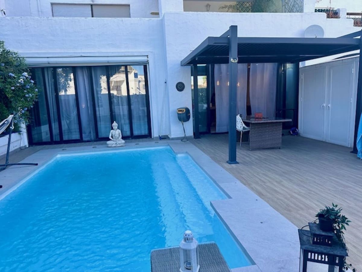 2 chambre Appartement à vendre à El Paraiso avec piscine garage - 440 000 € (Ref: 10034408)