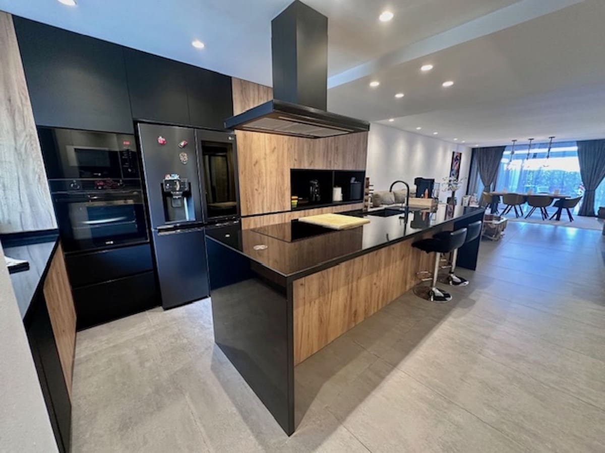 2 chambre Appartement à vendre à El Paraiso avec piscine garage - 440 000 € (Ref: 10034408)