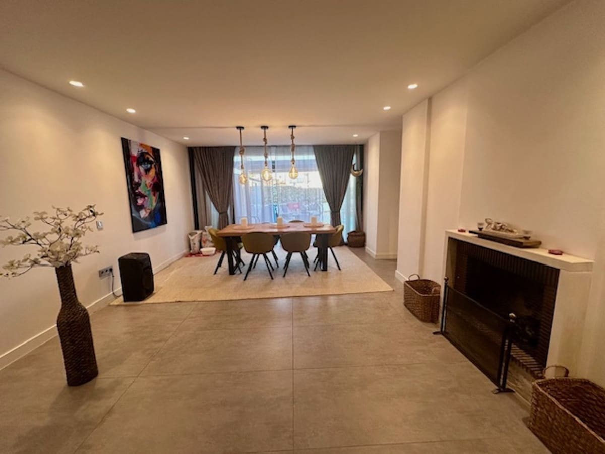 2 chambre Appartement à vendre à El Paraiso avec piscine garage - 440 000 € (Ref: 10034408)