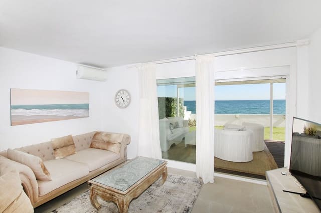 4 sovrum Lägenhet till salu i Estepona med pool - 949 000 € (Ref: 10034409)