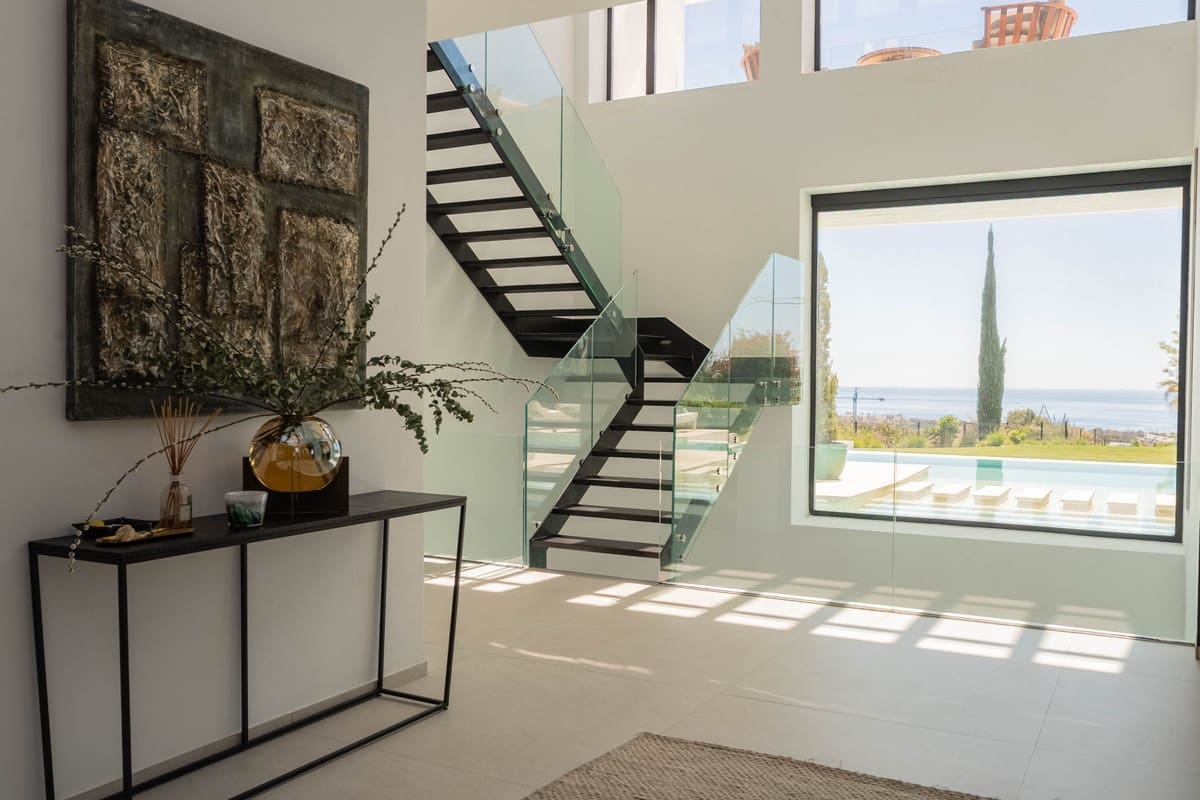 9 bedroom Villa for sale in Estepona with pool - € 12,000,000 (Ref: 10034410)