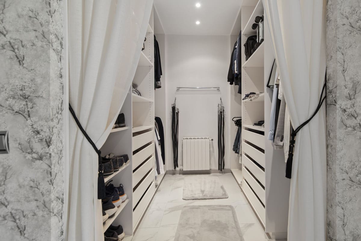 5 sovrum Villa till salu i Estepona med garage - 4 350 000 € (Ref: 10034411)