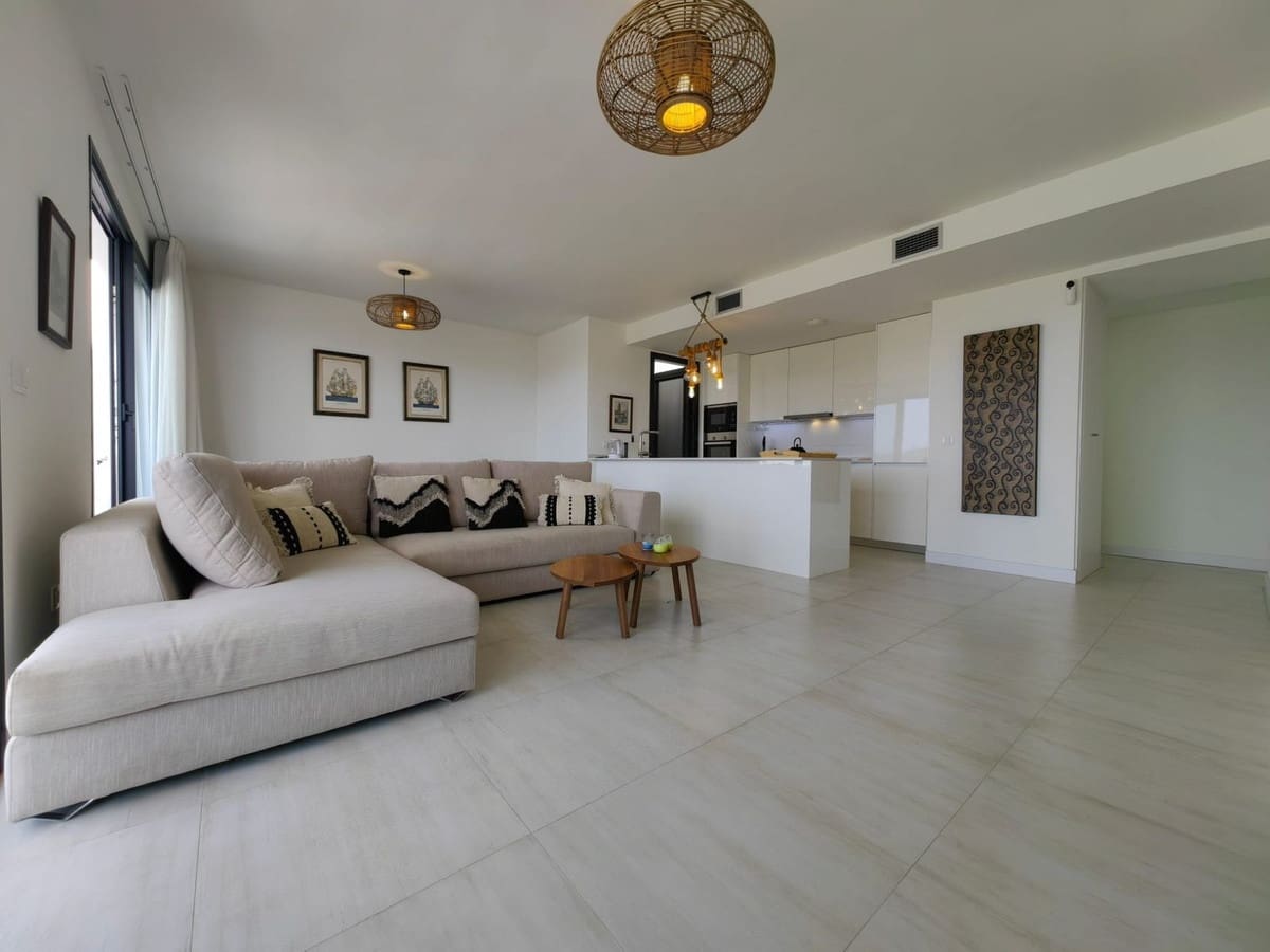 3 sovrum Lägenhet till salu i Estepona med pool - 630 000 € (Ref: 10034524)