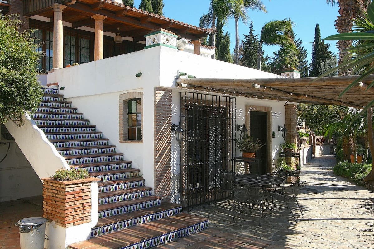 8 quarto Moradia para venda em Mijas com piscina garagem - 1 590 000 € (Ref: 10041508)