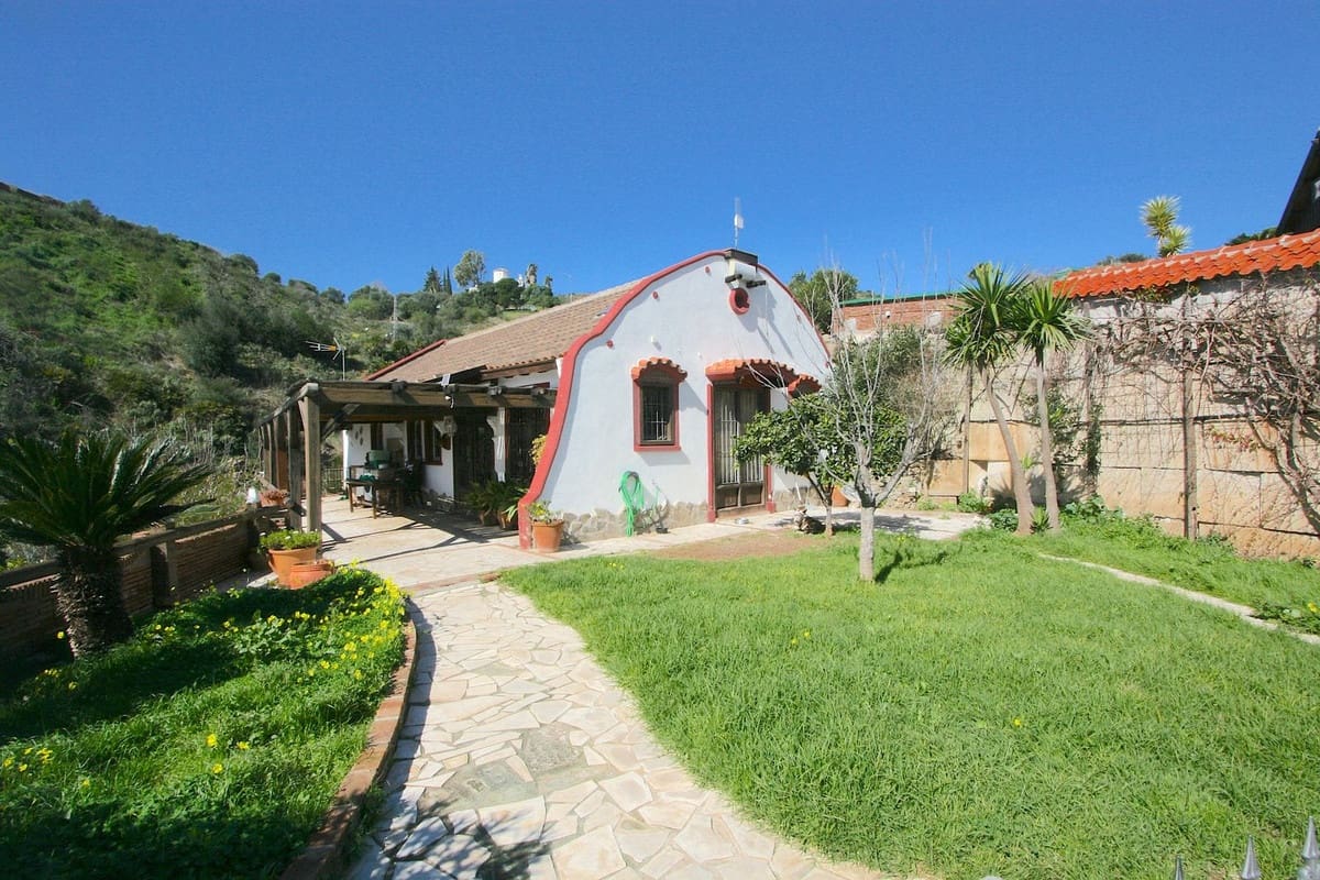 8 quarto Moradia para venda em Mijas com piscina garagem - 1 590 000 € (Ref: 10041508)