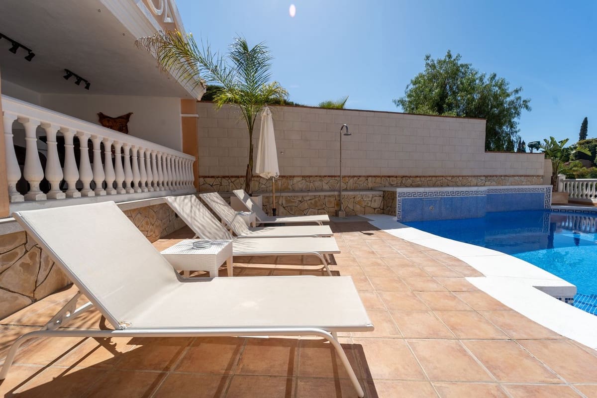 Chalet de 5 habitaciones en Mijas Costa en venta con piscina garaje - 1.499.000 € (Ref: 10041510)