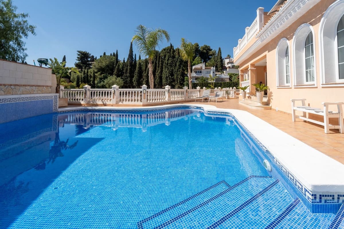 Chalet de 5 habitaciones en Mijas Costa en venta con piscina garaje - 1.499.000 € (Ref: 10041510)
