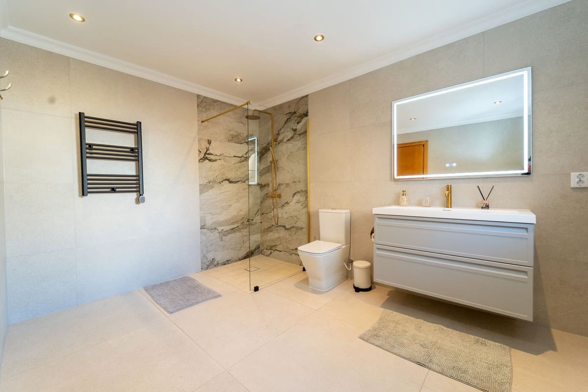 Chalet de 5 habitaciones en Mijas Costa en venta con piscina garaje - 1.499.000 € (Ref: 10041510)
