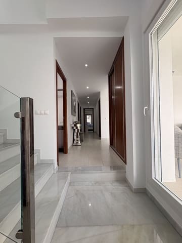 6 soveværelse Villa til salg i Mijas Costa, Mijas med swimmingpool garage - € 1.495.000 (Ref: 10041511)