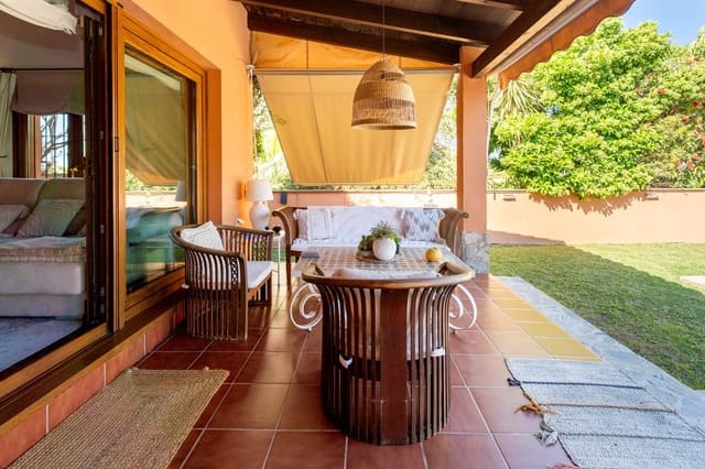 4 makuuhuone Huvila myytävänä paikassa Mijas Costa, Mijas mukana uima-altaan 
autotalli - 1 440 000 € (Ref: 10041512)