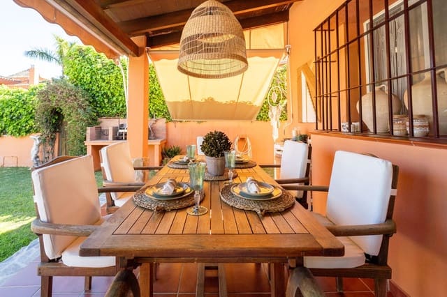 4 makuuhuone Huvila myytävänä paikassa Mijas Costa, Mijas mukana uima-altaan 
autotalli - 1 440 000 € (Ref: 10041512)