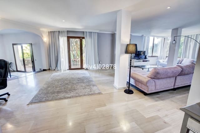 6 chambre Villa/Maison à vendre à Benalmadena Costa, Benalmádena avec piscine garage - 1 790 000 € (Ref: 10041514)