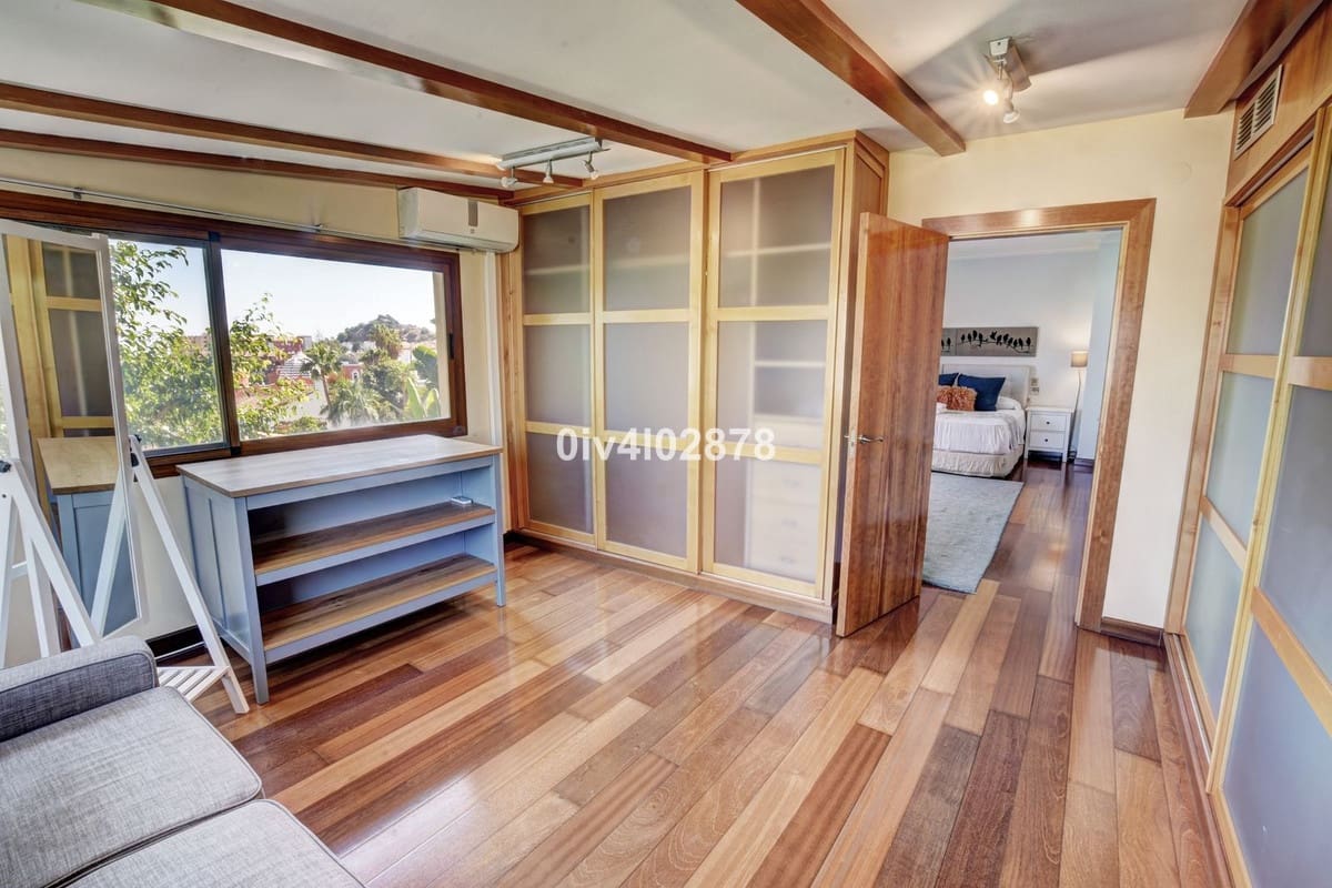 6 bedroom Villa for sale in Benalmadena Costa with pool garage - € 1,790,000 (Ref: 10041514)