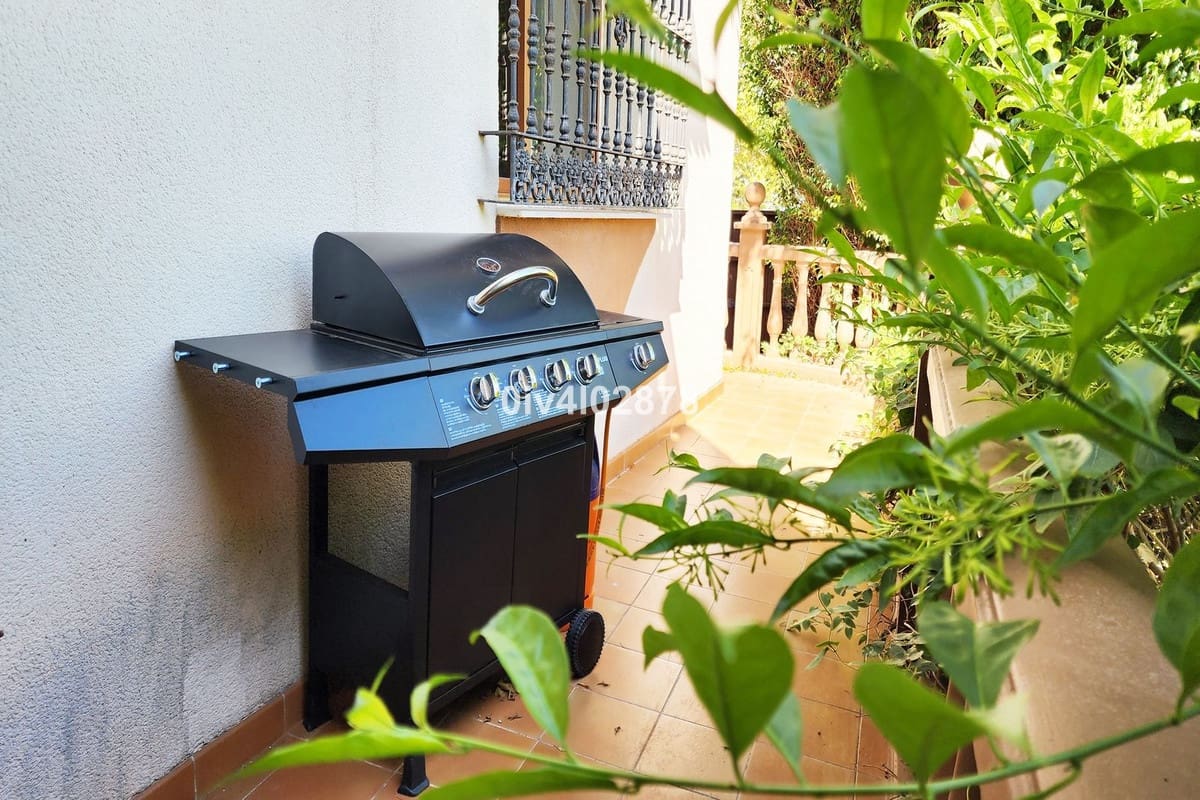 6 bedroom Villa for sale in Benalmadena Costa with pool garage - € 1,790,000 (Ref: 10041514)