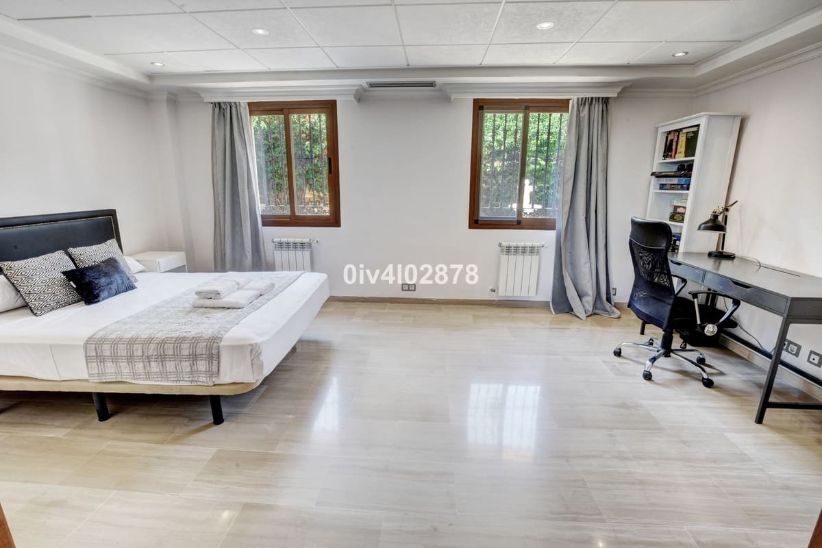 6 Zimmer Villa zu verkaufen in Benalmadena Costa mit Pool Garage - 1.790.000 € (Ref: 10041514)