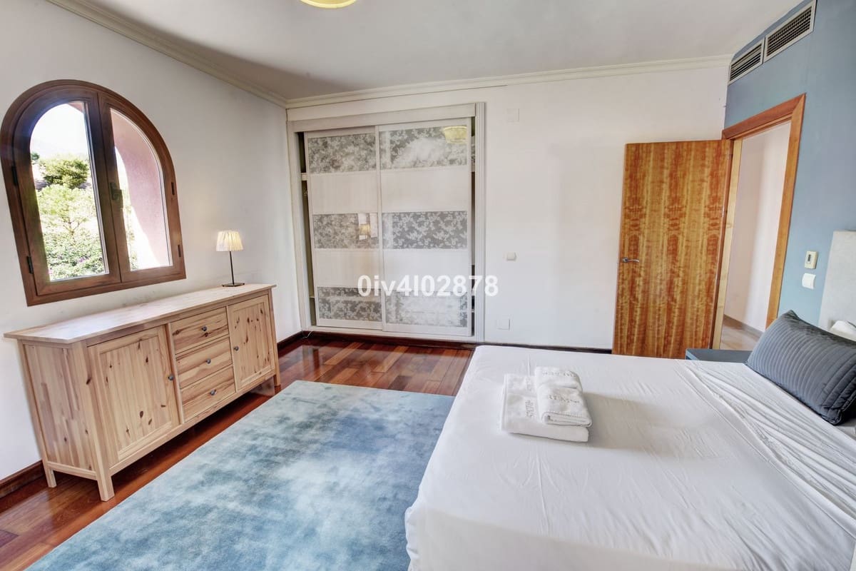 6 Zimmer Villa zu verkaufen in Benalmadena Costa mit Pool Garage - 1.790.000 € (Ref: 10041514)