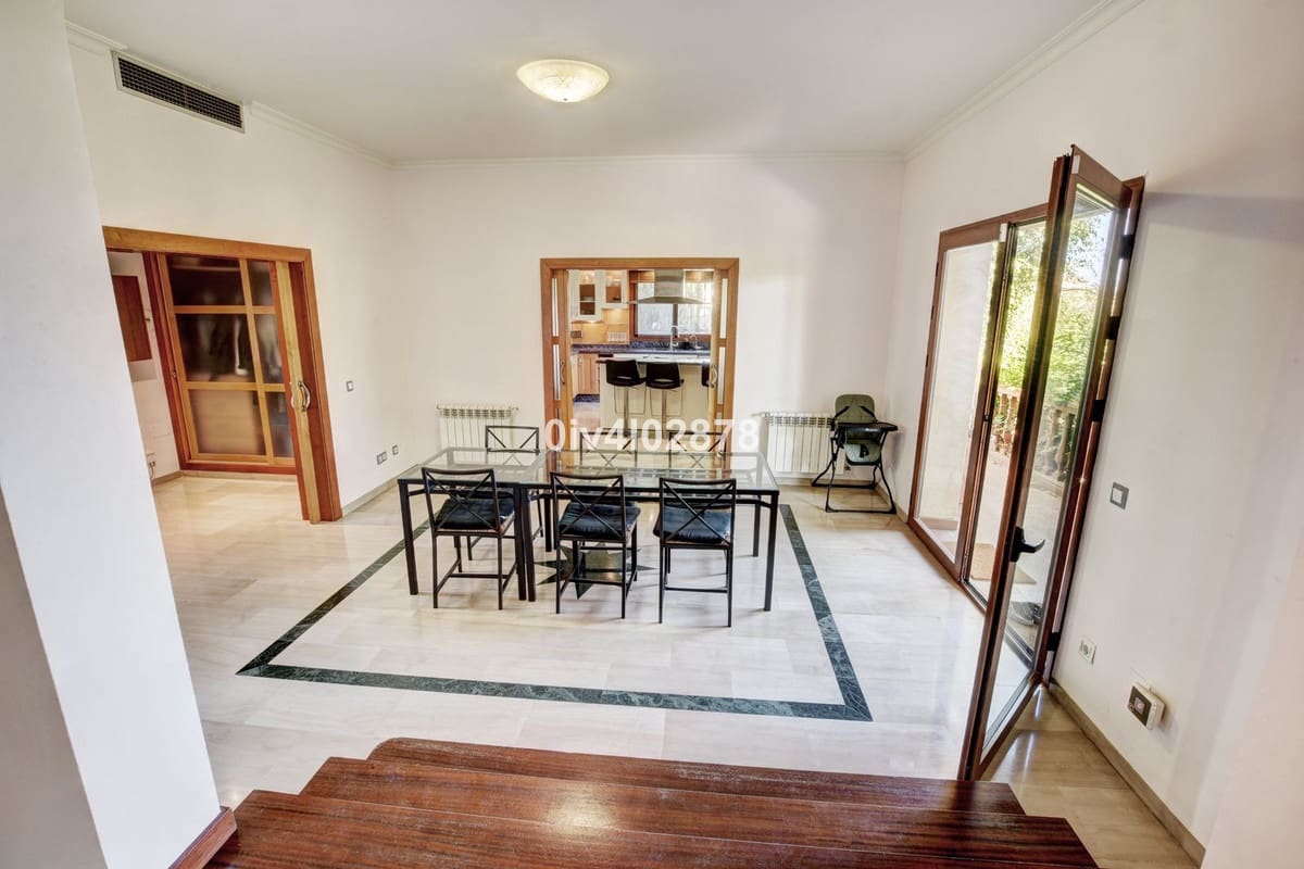 6 Zimmer Villa zu verkaufen in Benalmadena Costa mit Pool Garage - 1.790.000 € (Ref: 10041514)