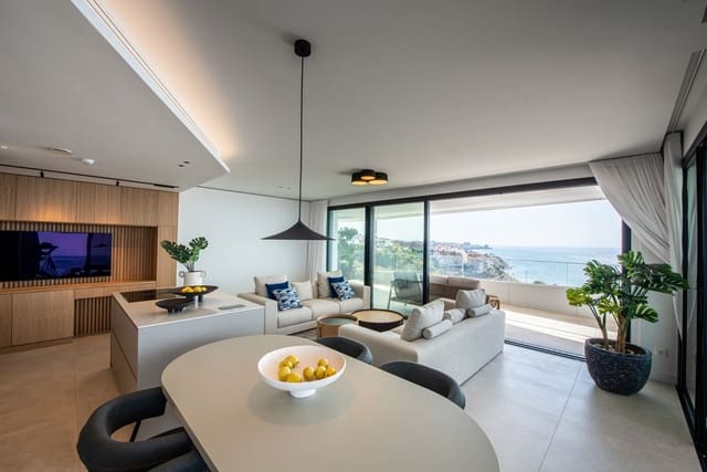 3 chambre Appartement à vendre à Benalmádena avec piscine garage - 1 785 000 € (Ref: 10041515)