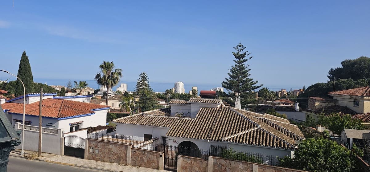 6 bedroom Villa for sale in Arroyo de la Miel with pool garage - € 1,750,000 (Ref: 10041516)