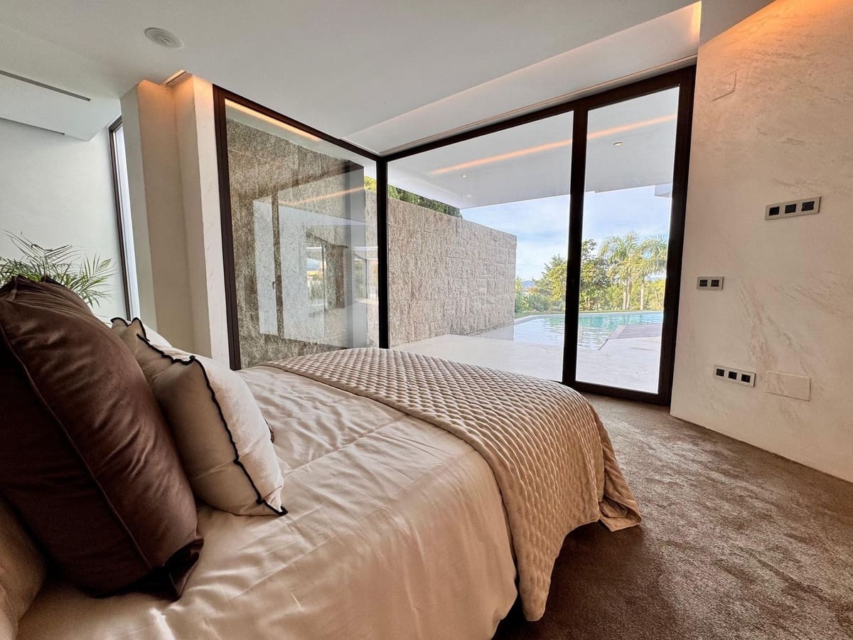 Chalet de 3 habitaciones en Fuengirola en venta con piscina garaje - 1.750.000 € (Ref: 10041518)