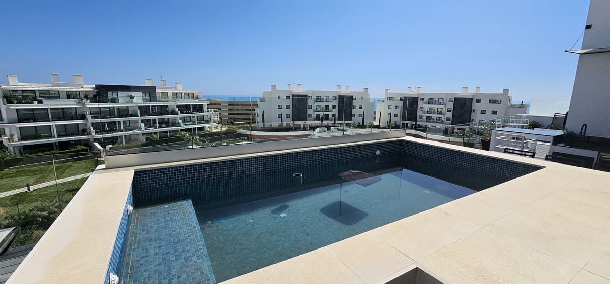 3 sovrum Lägenhet till salu i Fuengirola med pool garage - 1 675 000 € (Ref: 10041520)