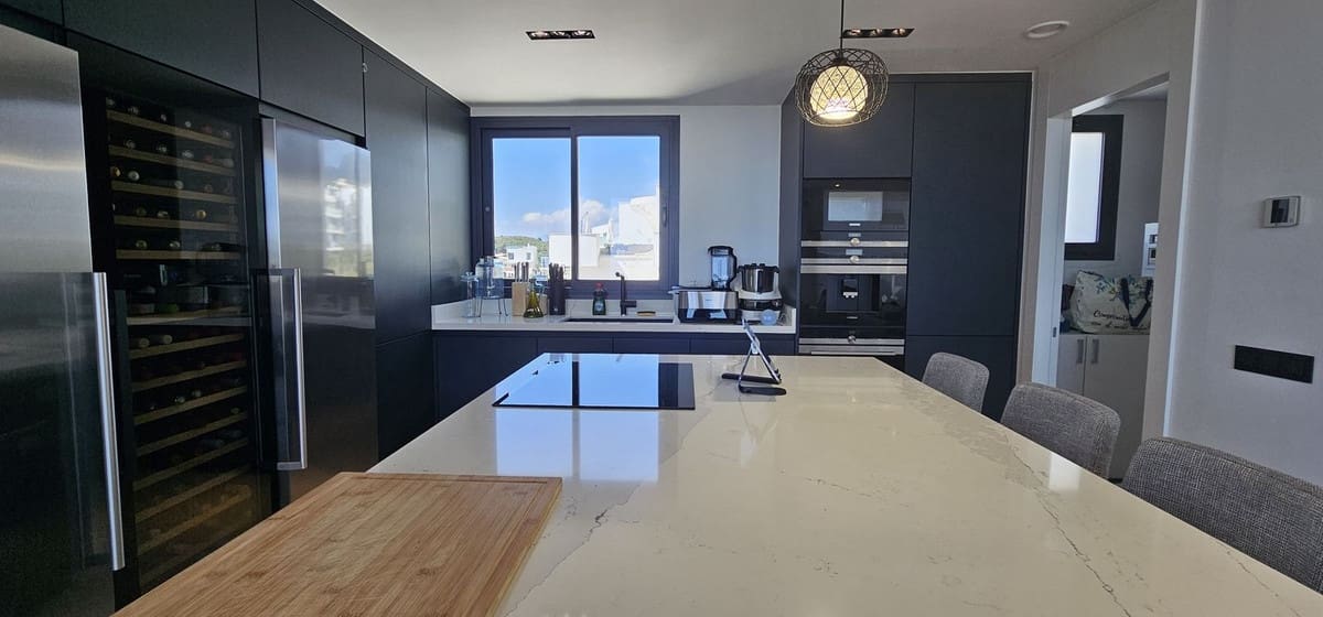 3 sovrum Lägenhet till salu i Fuengirola med pool garage - 1 675 000 € (Ref: 10041520)