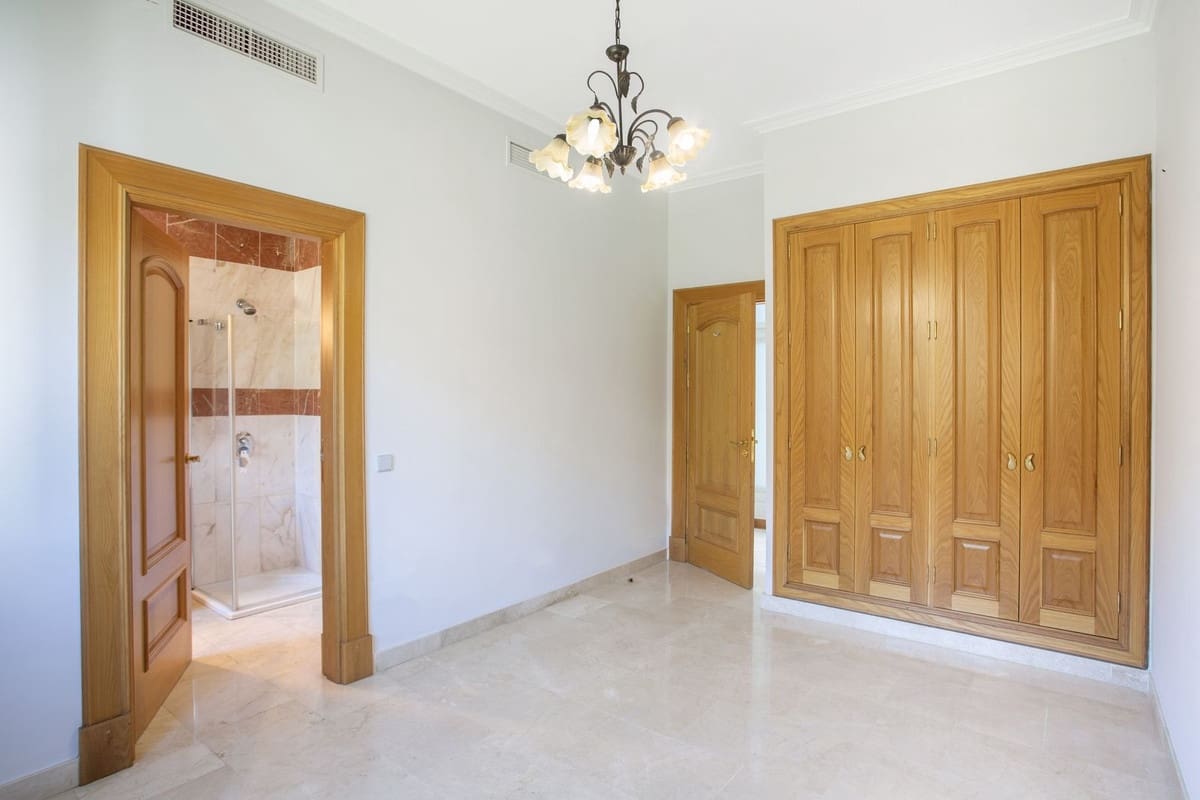 5 soveværelse Villa til salg i Mijas Golf med swimmingpool garage - € 1.600.000 (Ref: 10041522)
